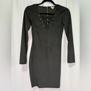 Black y2k Lace-Up Long Sleeve Velvet Dress